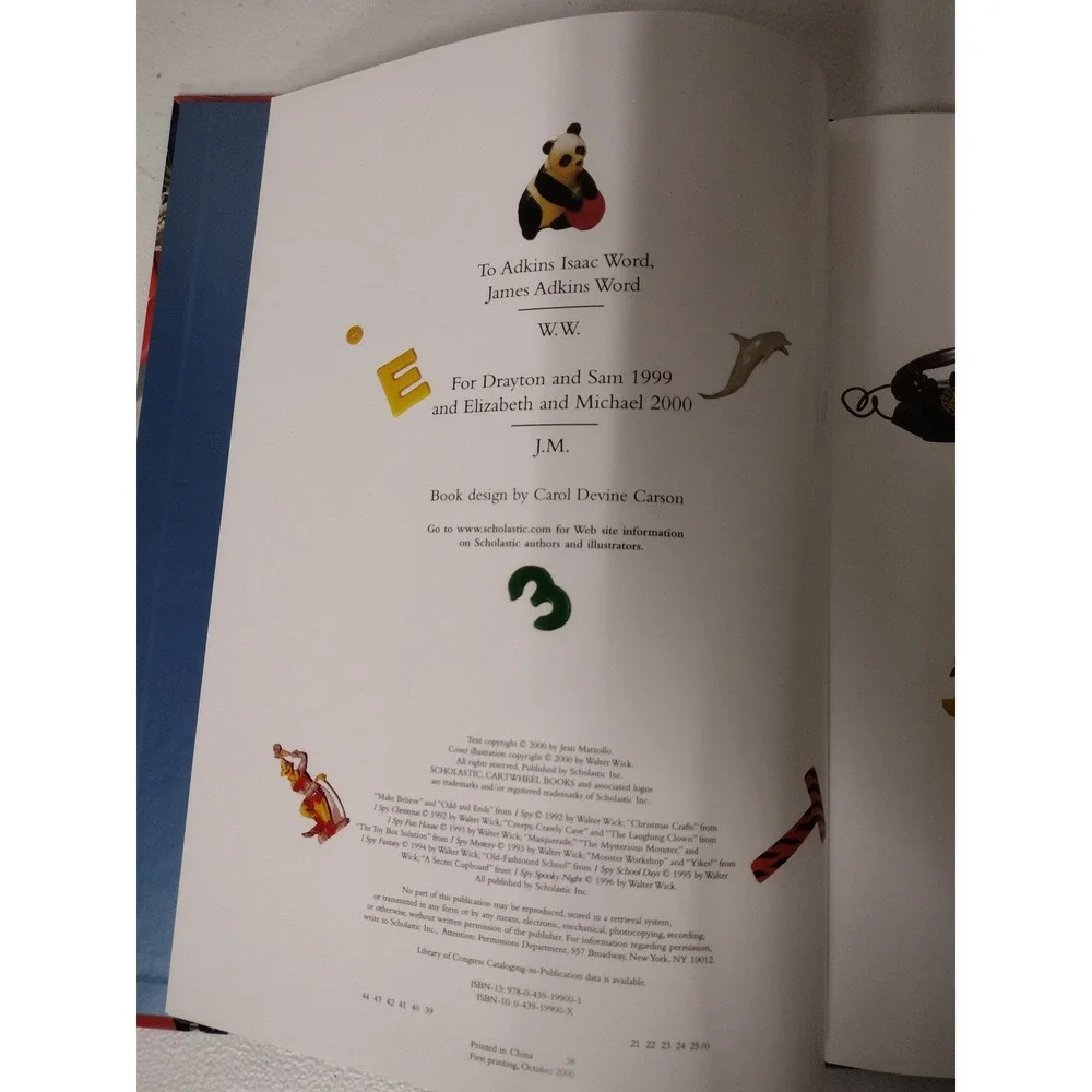 I Spy Extreme Challenger A Book of Picture Riddles Scholastic Hardcover 2000